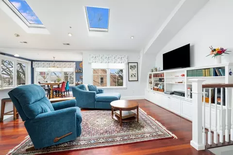 40 Mt Pleasant #4, Cambridge, MA 02140