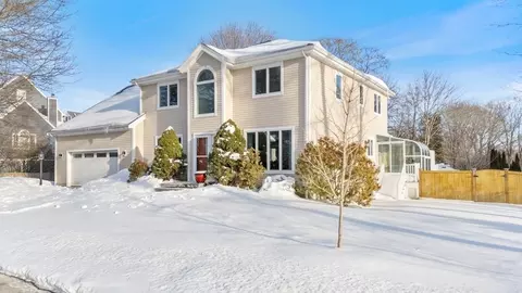 1 Independence Cir # -A, Beverly, MA 01915 photo 2