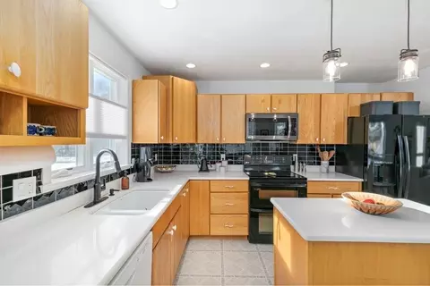 1 Independence Cir # -A, Beverly, MA 01915 photo 19
