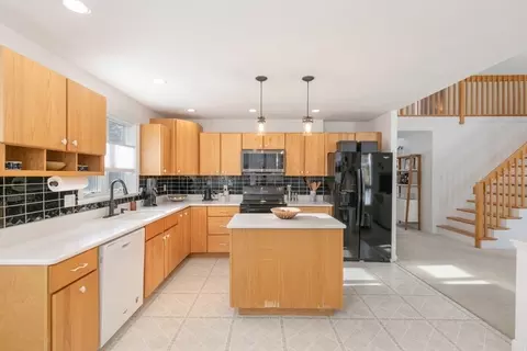1 Independence Cir # -A, Beverly, MA 01915 photo 17