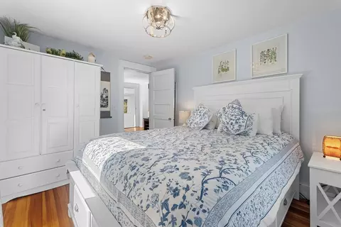 Bedroom - 5 Wise Pl, Gloucester, MA 01930 photo 4 of 4