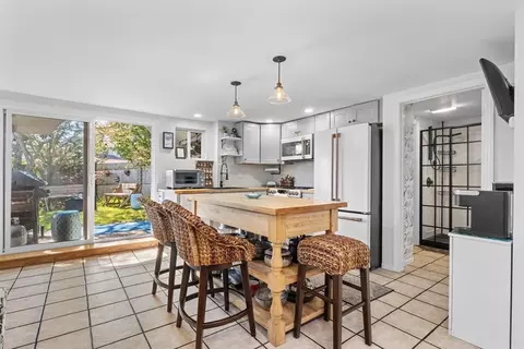 Kitchen - 5 Wise Pl, Gloucester, MA 01930 photo 5 of 5