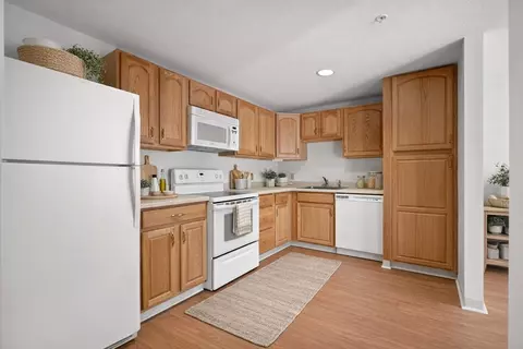 Kitchen - 2 Ocean Ave #2K, Gloucester, MA 01930 photo 1 of 6