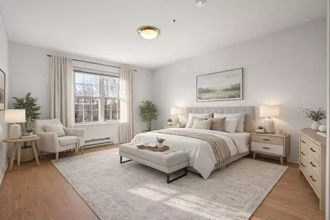 Bedroom - 2 Ocean Ave #2K, Gloucester, MA 01930 photo 1 of 2