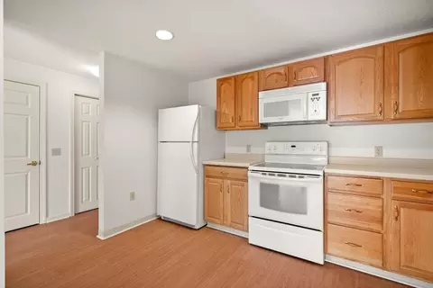 Kitchen - 2 Ocean Ave #2K, Gloucester, MA 01930 photo 6 of 6