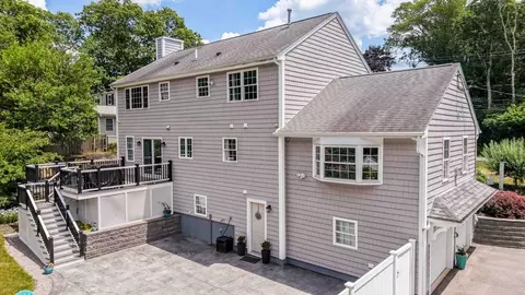 489 Main St, Acushnet, MA 02743 photo 32