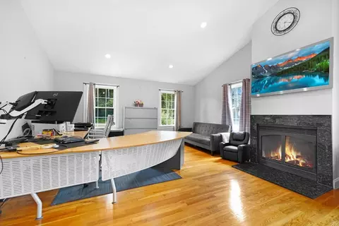 489 Main St, Acushnet, MA 02743 photo 25