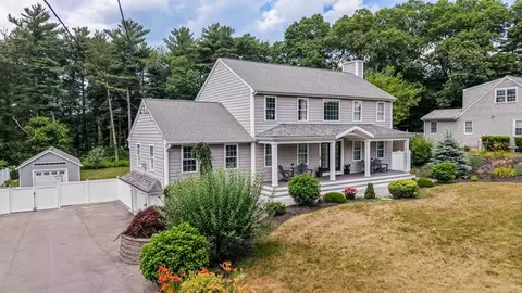 489 Main St, Acushnet, MA 02743 photo 5