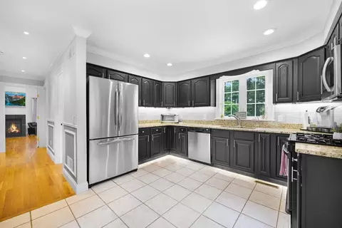 489 Main St, Acushnet, MA 02743 photo 12