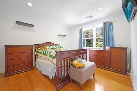 489 Main St, Acushnet, MA 02743 photo 22
