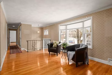 Entry Way - 2 Iroquois Rd, Danvers, MA 01923 photo 1 of 3