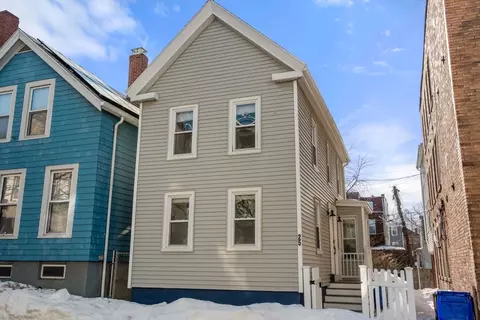 25 Monmouth St, Boston, MA 02128