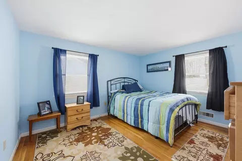 46 Hadley St, Springfield, MA 01118 photo 27