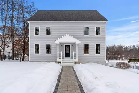 15 Tenth St, Tewksbury, MA 01876
