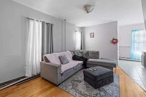 8 Elder St, Boston, MA 02125 photo 5