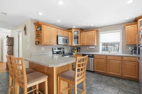 66 Racicot Ave, Webster, MA 01570 photo 10
