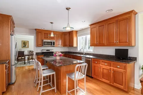 6 Beech St, Millis, MA 02054 photo 10