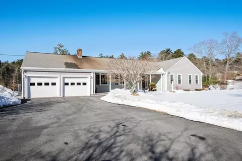 361 County Rd, Hanson, MA 02341