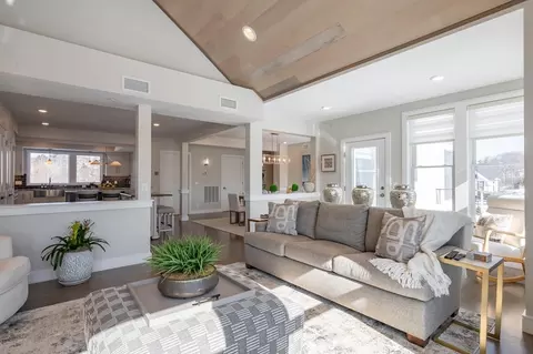 78 Thatcher Rd #6, Gloucester, MA 01930 photo 4