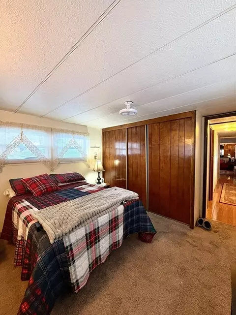 9 King Dr, Wareham, MA 02576 photo 12