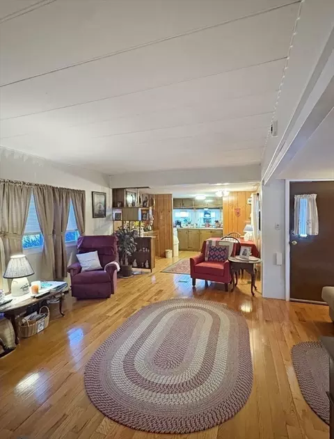 9 King Dr, Wareham, MA 02576 photo 4
