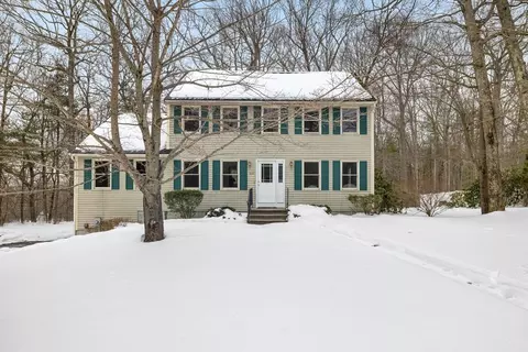 220 Alana Dr, Northbridge, MA 01534