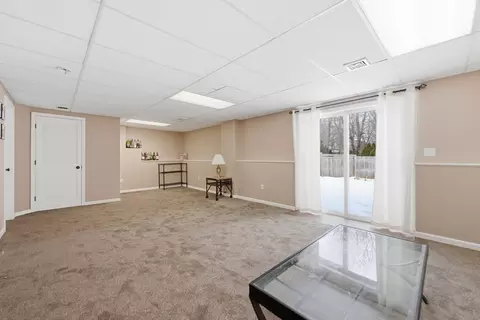 18 Devlin Dr, Chicopee, MA 01020 photo 33
