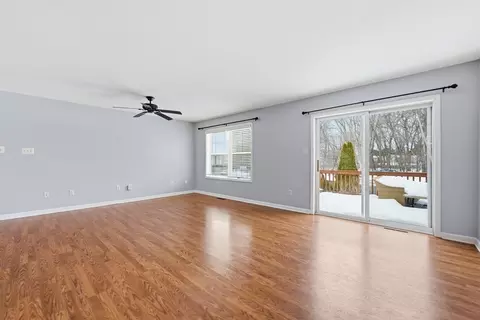 18 Devlin Dr, Chicopee, MA 01020 photo 6
