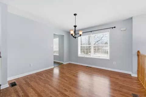 18 Devlin Dr, Chicopee, MA 01020 photo 7