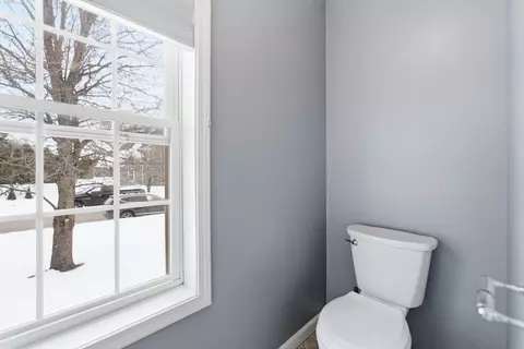 18 Devlin Dr, Chicopee, MA 01020 photo 20