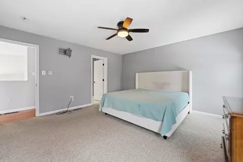18 Devlin Dr, Chicopee, MA 01020 photo 14