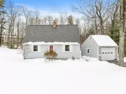 342 Cathy St, Fitchburg, MA 01420