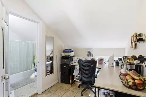 84 Healy St, Fall River, MA 02723 photo 18