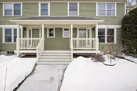 7 Fieldstone Dr #7, Upton, MA 01568 photo 2