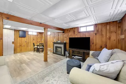 Living - 23 Fairway Dr, Springfield, MA 01108 photo 1 of 1