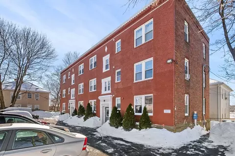 6 Hazel Ter # -R, Salem, MA 01970