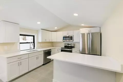 80 Margerie, Haverhill, MA 01830