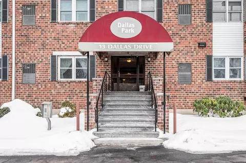 13 Dallas Dr #107, Dracut, MA 01826