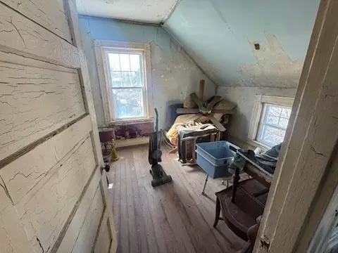 164 Narragansett St, Fall River, MA 02720 photo 17