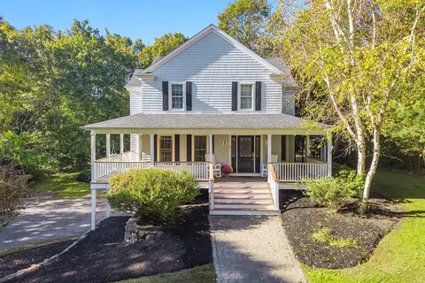 9 Viking Ln, Sandwich, MA 02563