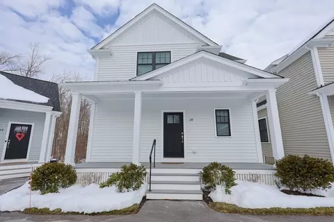 18 Lenox Ln #18, Easton, MA 02375