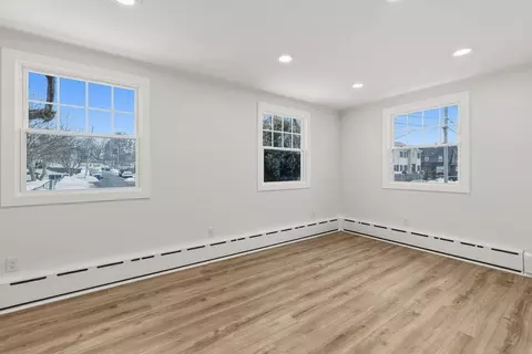 295 Newbury St, Fall River, MA 02720 photo 8