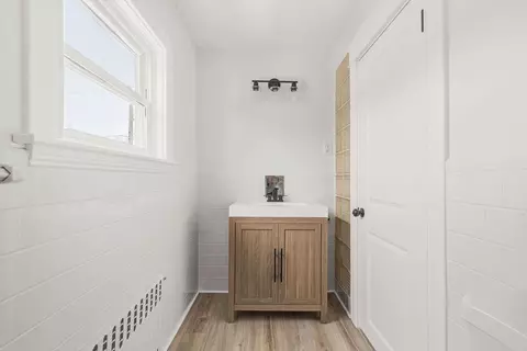 295 Newbury St, Fall River, MA 02720 photo 18