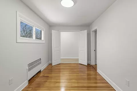 295 Newbury St, Fall River, MA 02720 photo 17