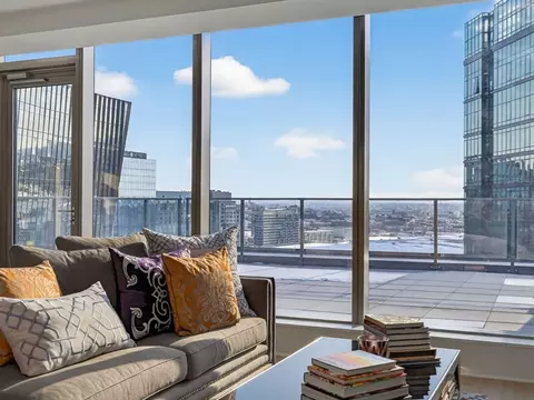 135 Seaport Blvd #2008, Boston, MA 02210
