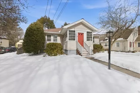 7 West St, Needham, MA 02494 photo 2