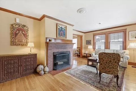 7 West St, Needham, MA 02494 photo 6