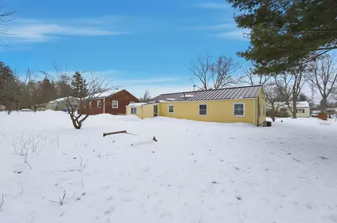 73 Timber Ln, Springfield, MA 01119 photo 22