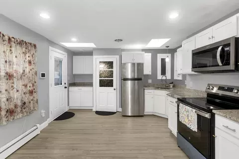 Kitchen - 8 Putnam St, Springfield, MA 01109 photo 2 of 3