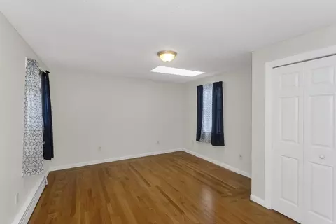 Bedroom - 8 Putnam St, Springfield, MA 01109 photo 1 of 5